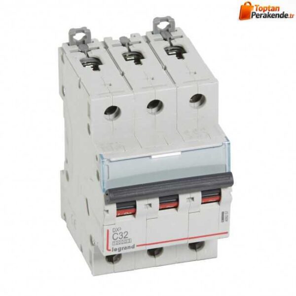 Legrand - 409257 3x32 Amper 10kA C Tipi Dx3 Otomatik Sigorta